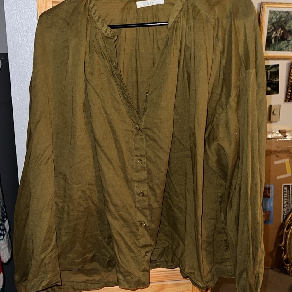Doen Jane Olive green top